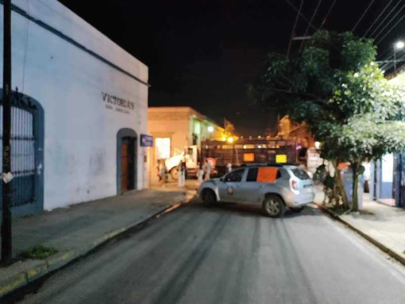 Amanecen en Oaxaca dos bloqueos, en la capital y en Ciudad Judicial
