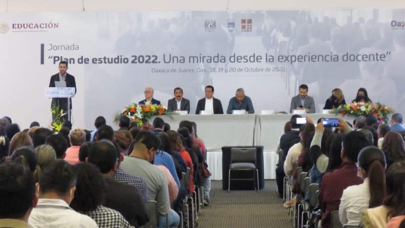 Inaugura IEEPO Jornada de Formación Continua sobre El Plan de Estudios 2022