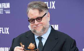 “Pinocho” de Guillermo del Toro repite hazaña, se alza como mejor película animada en los Critics Choice Awards