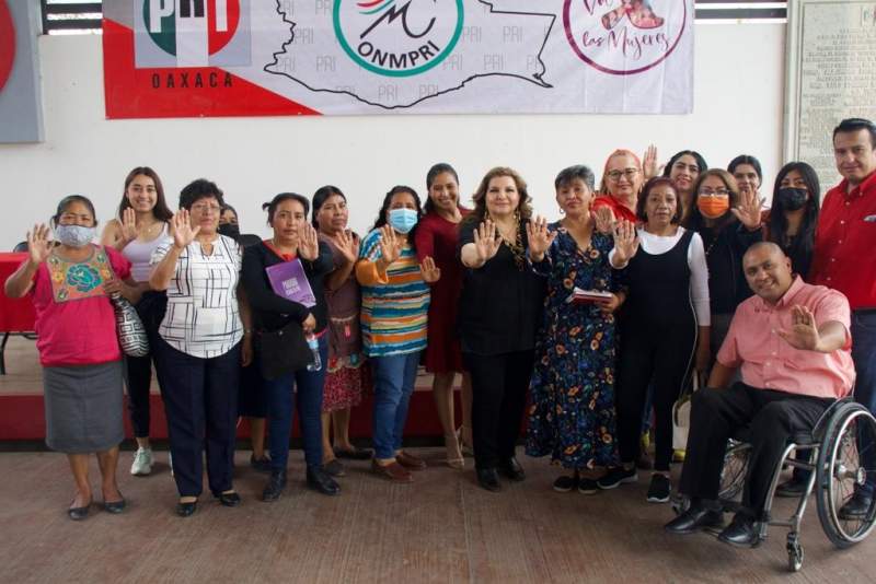 Promueve PRI Oaxaca y Javier Villacaña acceso de las mujeres a una vida libre de violencia