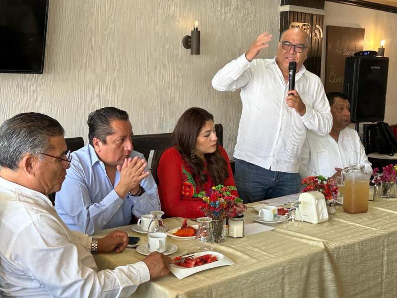 Se reúne dirigencia priísta con la fuerza política de Huajuapan