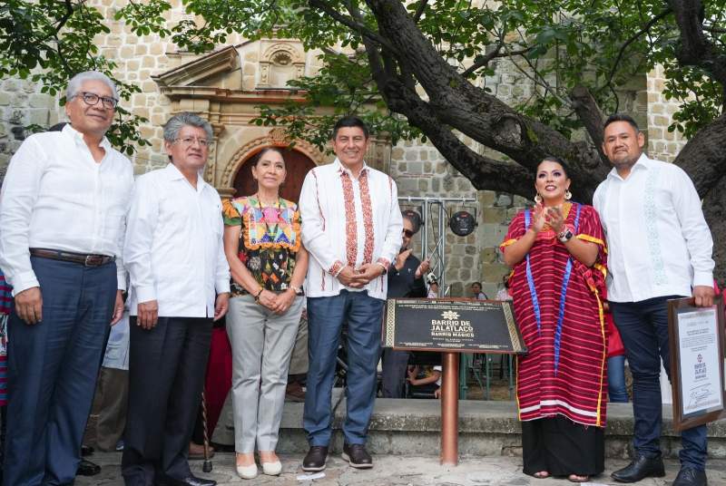 Celebra Oaxaca al Barrio Mágico de San Matías Jalatlaco; con el 2° Convite se vive el júbilo de la Guelaguetza 2023