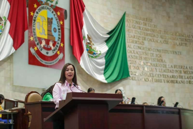 El 5 de octubre, Día de la y el Transportista Oaxaqueño, propone la diputada Haydeé Reyes Soto