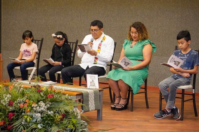 Sostiene Salomón Jara encuentro literario con la niñez oaxaqueña