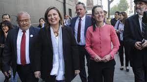 Sedena ofrece protección a Xóchitl Gálvez y Claudia Sheinbaum durante campañas para elecciones del 2024: AMLO