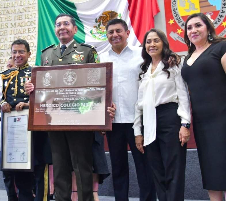 Conmemora Congreso en Sesión Solemne Bicentenario del Heroico Colegio Militar