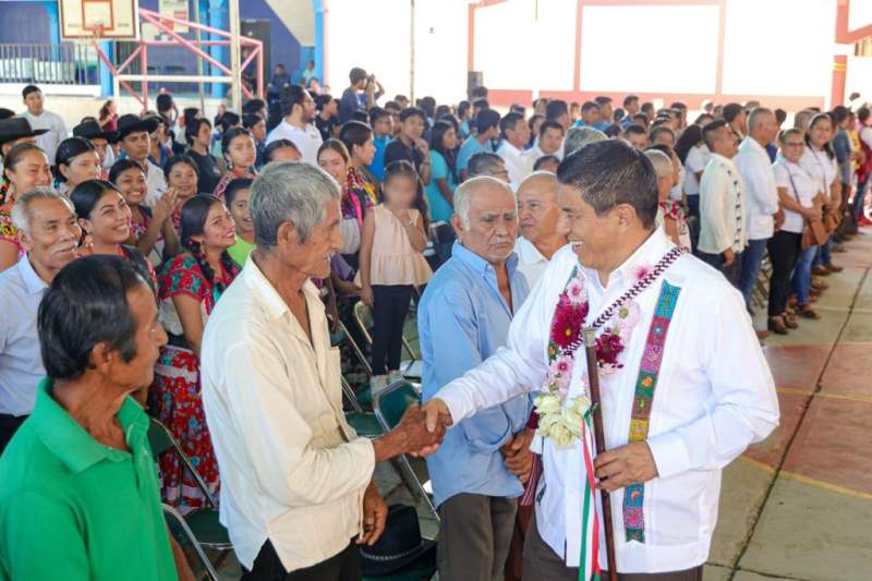 Atenderá Gobierno de Oaxaca necesidades de Santos Reyes Nopala con más de 30 mdp