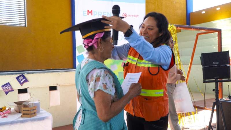 Con el programa Emprende tu Negocio, Compañía Minera Cuzcatlán y Pro Mujer impulsan potencial de mujeres oaxaqueñas