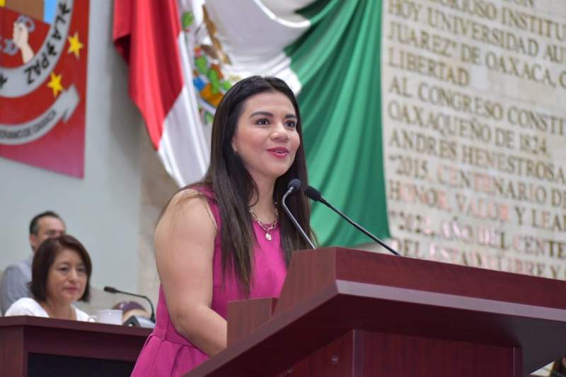 Modifica Congreso ley para asegurar paridad de género en cargos de los poderes de Oaxaca