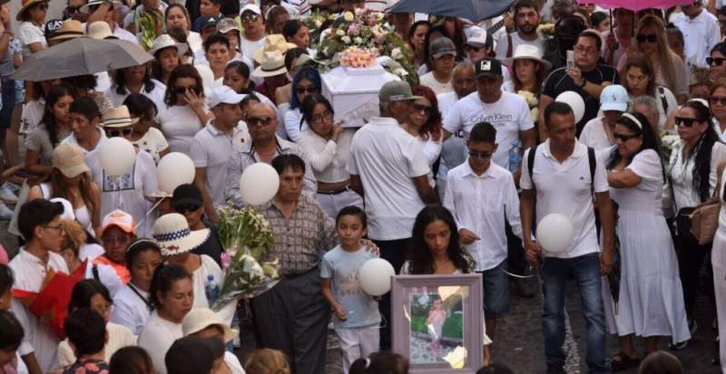 Procesan por el feminicidio de la niña Camila al hijo adolescente de la mujer linchada en Taxco