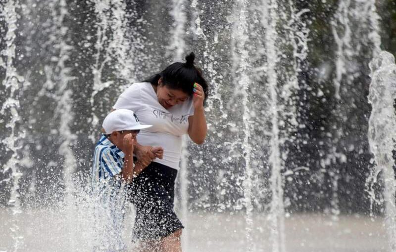Tercera ola de calor causará este domingo temperaturas de más de 40 grados en 24 estados