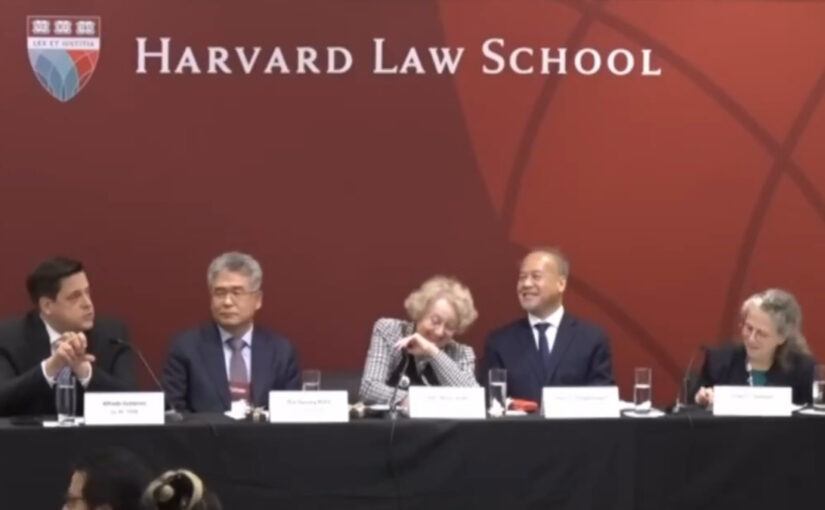 Explicación del ministro Gutiérrez Ortiz Mena sobre la reforma judicial provoca risas en evento de Harvard